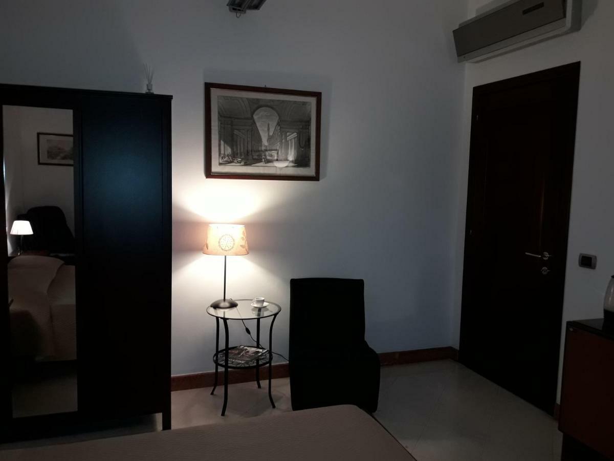 Guest Room Via Dei Passeri Cagliari Exterior photo